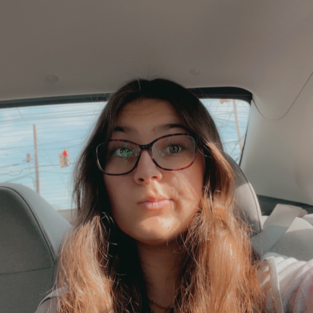 Meet your Posher, Cecilia